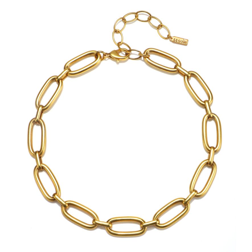 Chunky Gold Chain Necklaces Are a Must-Have for Summer