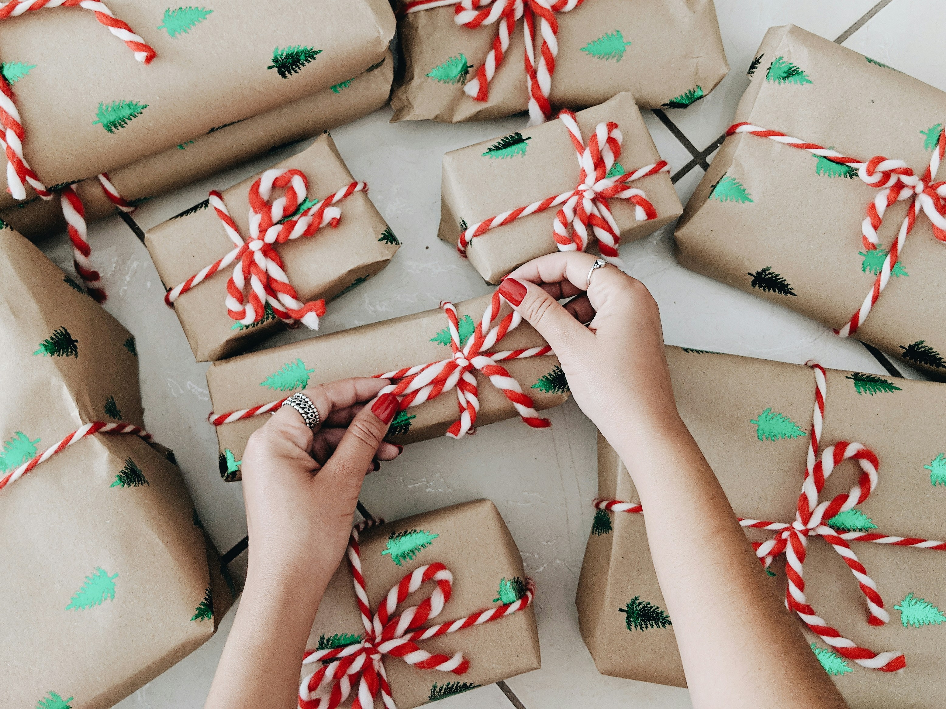 christmas gifts holiday gifts holiday sustainable gifts
how to shop sustainably this holiday season